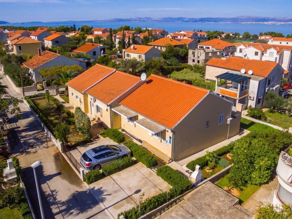 Apartments With A Parking Space Supetar, Brac - 16294 Exterior foto
